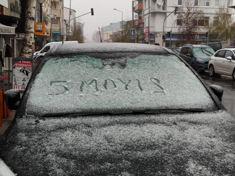 Yoğun kar yağışı yeniden başladı Yağışlar devam edecek, Meteoroloji son dakika duyurdu, çok sayıda il için sarı alarm verildi