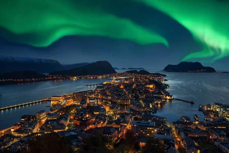 8- Norveç