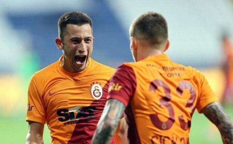 Galatasarayda 5 futbolcu Floryada kazan kaldırdı Torrent varsa biz yokuz