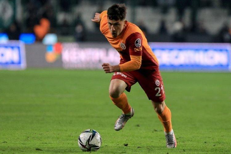 Galatasarayda 5 futbolcu Floryada kazan kaldırdı Torrent varsa biz yokuz