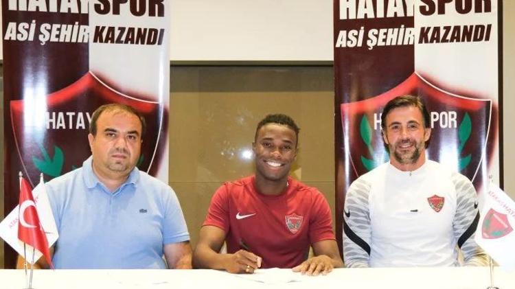 Belözoğlu ile Ali Koç arasında savaş çıktı 400 bin euroya alınan sol bek için ortalık karıştı