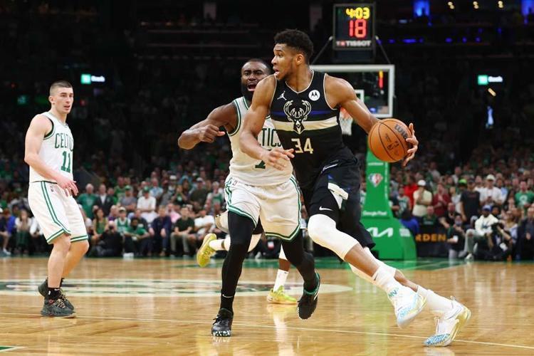 NBA Batı Konferansı yarı finali 7. maçında Dallas Mavericks, Phoenix Sunsı Luka Doncic ile geçti Tarihi istatistik...