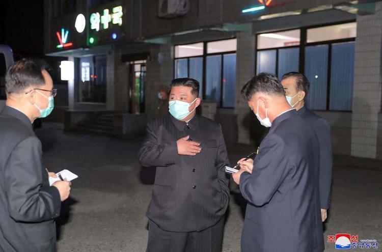 Kuzey Kore Kovid-19 felaketinin eşiğinde Aşı yok, ilaç yok, vaka sayısı ve ölümler artıyor...