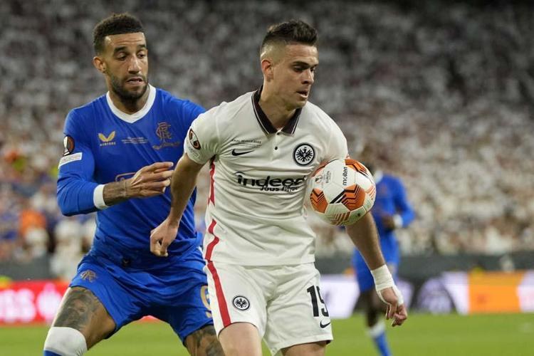 UEFA Avrupa Ligi finalinde Rangers kaybetti, Fenerbahçenin Şampiyonlar Ligi yolu uzadı
