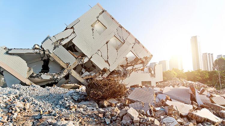 Deprem ile ilgili son dakika uyarısı İstanbul, İzmir, Ankara dahil 45 ili, 110 ilçeyi vuracak Liste duyuruldu, 7 ve üzeri sarsıntılar...