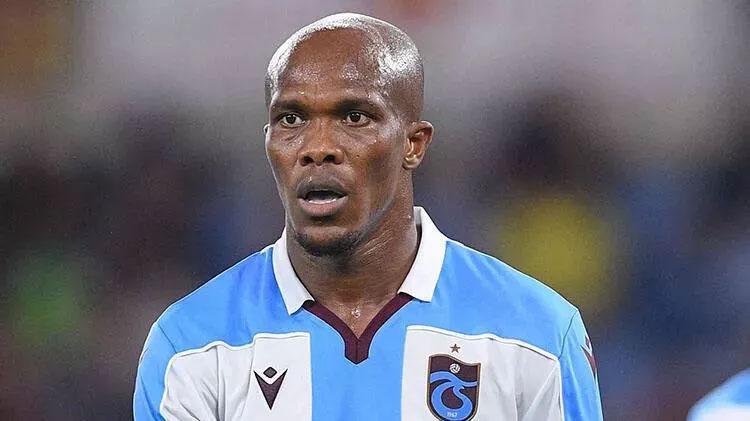Trabzonsporda Nwakaeme depremi Başkan Ahmet Ağaoğlu 3 yıllık sözleşmenin ve teklif edilen rakamın geçerli olmayacağını söyledi ipler koptu...
