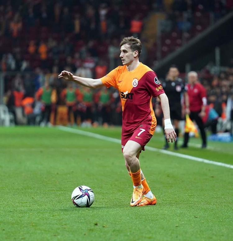 Kerem Aktürkoğlu ile transferde anlaşma sağlandı İşte yeni takımı ve sözleşme detayları...