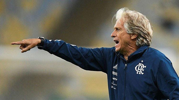 FLAŞ Futbolcuların değil Ali Koçun dediği oldu Yeni teknik direktörde mutlu son