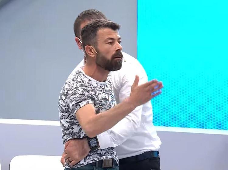 Müge Anlıda gergin anlar Güvenlik güçleri zor zaptetti Muhammet Burhan cinayetinde yeni gelişme...