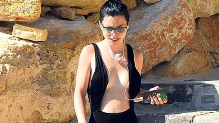 Merve Boluğur verdiği yanıtla yine olay oldu