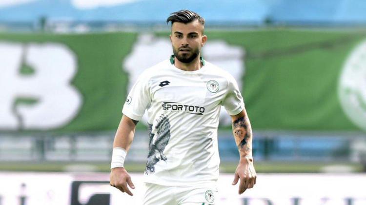 Biri Berkenin diğeri Szalainin yerine geliyor Ali Koçtan 2 transfer birden