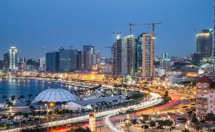 44 Luanda Angola