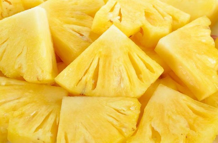 Kısa sürede yağ yaktırıyor, 5 günde 3 kilo verdiriyor Bu besinleri birlikte tüketen zayıflıyor, vücuttaki ödemi de yok ediyor...
