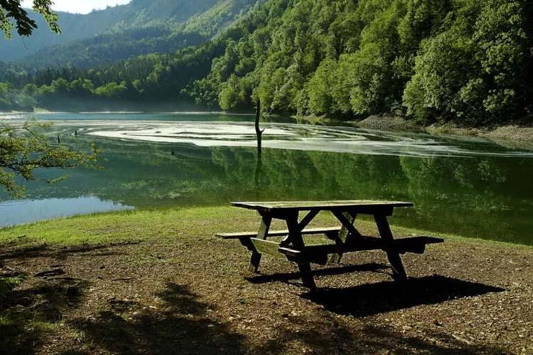 Güzeldere Şelalesi Tabiat Parkı / DÜZCE