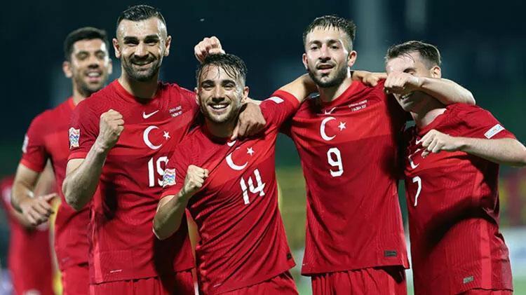 Romaya bir değil iki Türk birden Fatih Terimin yapamadığını Mourinho yapacak