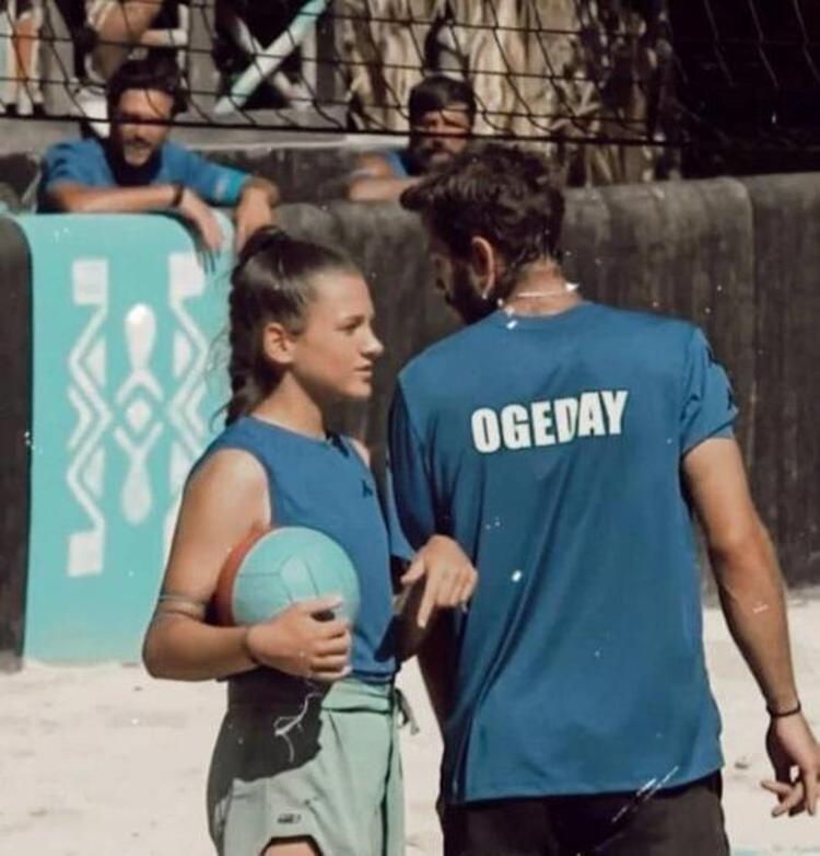 Survivor Ekstra yorumcusu Furkan Dedenin o sözleri Acun Ilıcalıyı kızdırdı Sorgulama