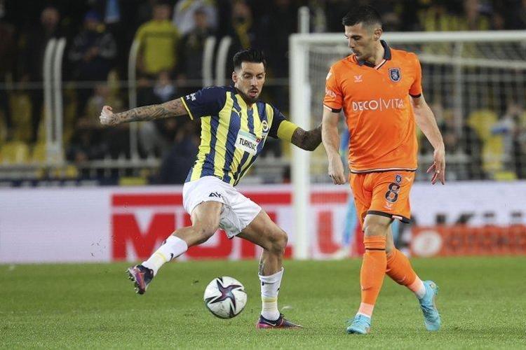 Jorge Jesus yüzüne bakmadı Pirlo ilk transferini Fenerbahçeden yaptı
