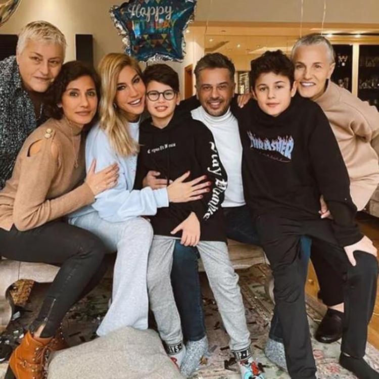 SERT BİR MANEVRA YAPIP, ÇOCUKLARI ÖN PLANDA TUTTUK