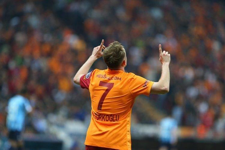 Hagiden sonra G.Saraya gelecek en iyi 10 numara Erden Timur yılın bombasını patlatıyor