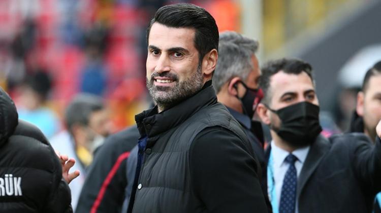 Hani bu işi bilmiyordu Pirlo göreve geldi ilk iş Fatih Terimin prensini transfer etti