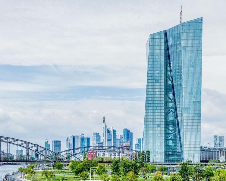 AVRUPA BİRLİĞİ MERKEZ BANKASI (2015) - ALMANYA