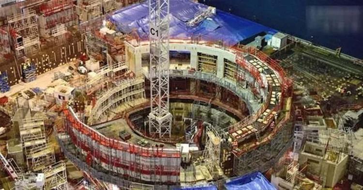 TOKAMAK REAKTÖRÜ (2013) - FRANSA