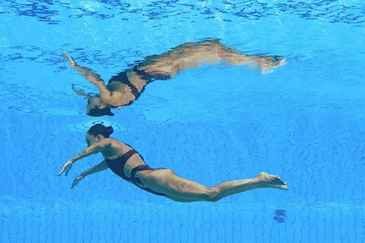 Dünya Su Sporları Şampiyonasında korku dolu anlar ABDli yüzücü Anita Alvarez ölümden döndü...