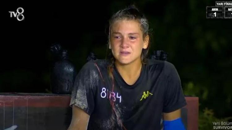 Survivor kim elendi, kim gitti Survivor eleme adayı kim oldu 23 Haziran Survivor ikinci eleme adayı kim oldu Survivorda dokunulmazlığı kim kazandı Acun Ilıcalı açıkladı...