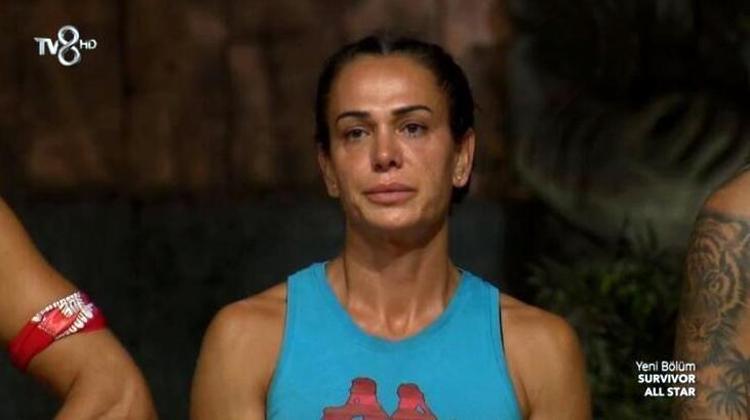 Survivor kim elendi, kim gitti Survivor eleme adayı kim oldu 27 Haziran Survivor üçüncü eleme adayı kim oldu Survivor kim elendi Survivorda dokunulmazlığı kim kazandı Acun Ilıcalı açıkladı