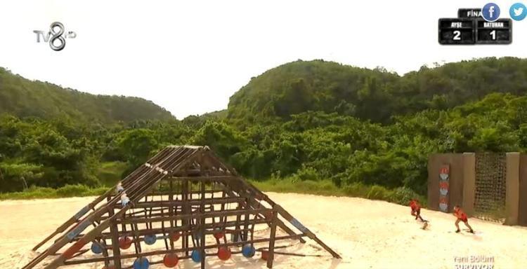 Survivor kim elendi, kim gitti Survivor eleme adayı kim oldu 27 Haziran Survivor üçüncü eleme adayı kim oldu Survivor kim elendi Survivorda dokunulmazlığı kim kazandı Acun Ilıcalı açıkladı