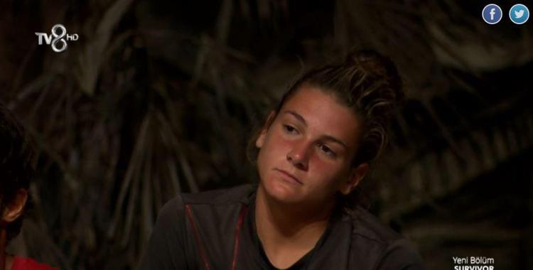 Survivor kim elendi, kim gitti Survivor yarı final kalan isimler kim oldu 28 Haziran Survivor yarı finale kim kaldı Survivorda dokunulmazlığı kim kazandı SMSe kim çıktı Acun Ilıcalı açıkladı...
