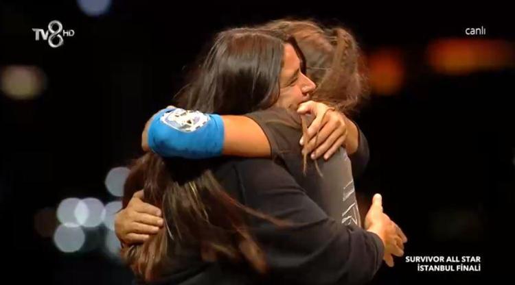 Survivor kim elendi, kim gitti Survivorda 4. kim oldu Ayşe mi Nisa mı elendi 29 Haziran 2022 Survivor yarı finale kim kaldı Acun Ilıcalı açıkladı