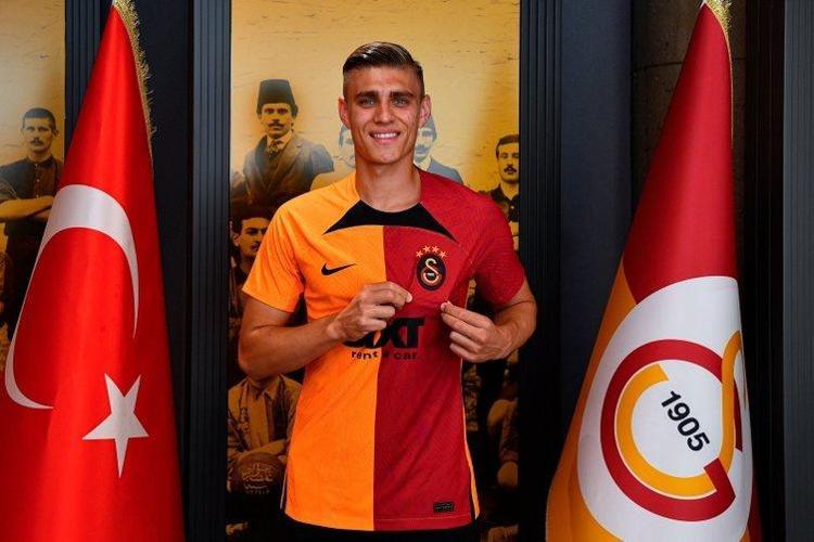 Eski dosttan transfer ihaneti Son anda araya girdi Galatasarayı mahvetti