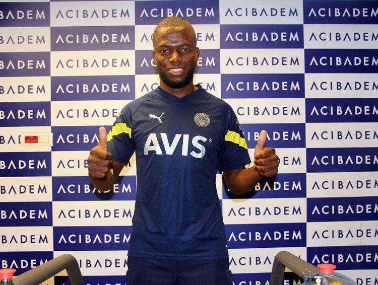 Fenerbahçede deprem Kampın en iyi iki yerli futbolcusu takımdan ayrılıyor