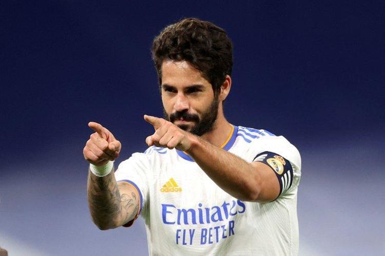 Fenerbahçede deprem Kampın en iyi iki yerli futbolcusu takımdan ayrılıyor