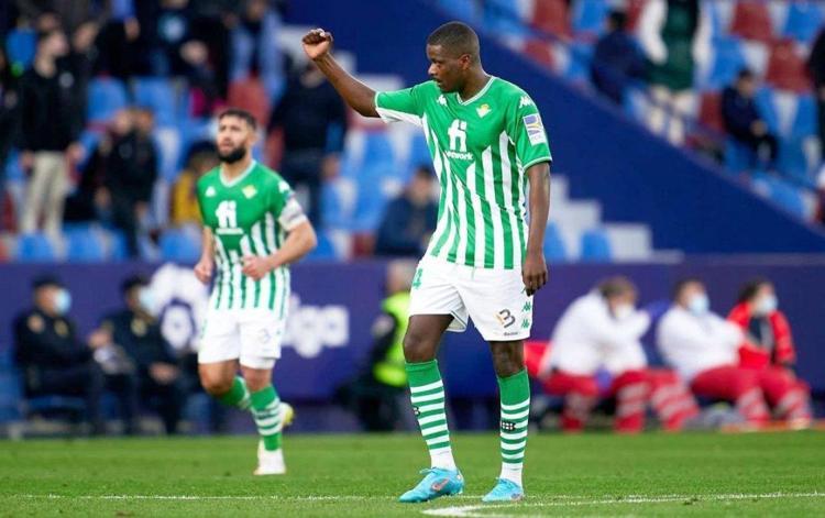 WILLIAM CARVALHO