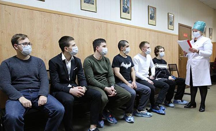Kabus yeniden patladı Kapanma ve maske zorunluluğu kararı alındı, vaka sayılarında rekor artış