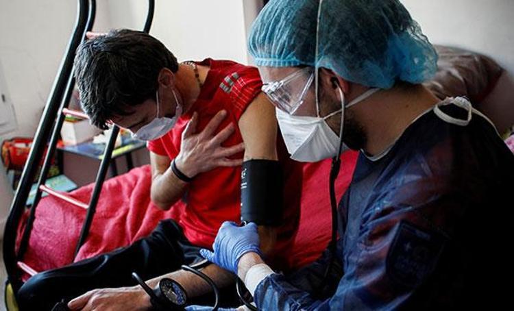 Kabus yeniden patladı Kapanma ve maske zorunluluğu kararı alındı, vaka sayılarında rekor artış