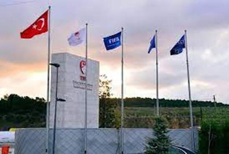 Türkiye Futbol Federasyonundan yabancı kuralı açıklaması Yeni dönemde sınırsız tescil ve 500 bin TL detayı...