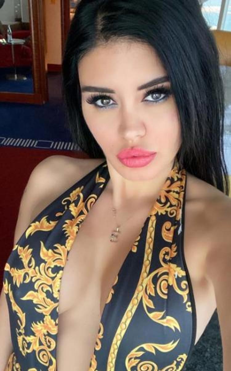 Ebru Polat itiraflar sonrası donup kaldı Komşumun eşiyle her gün..