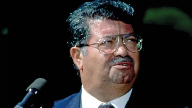 TURGUT ÖZAL
