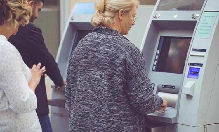 Emekli promosyonunda yeni dönem Tüm emekliler tavan ücret alacak, 5.000 TLye yükseltildi, TEB, Yapı Kredi, QNB Finansbank, ING, Garanti BBVA, İş Bankası...