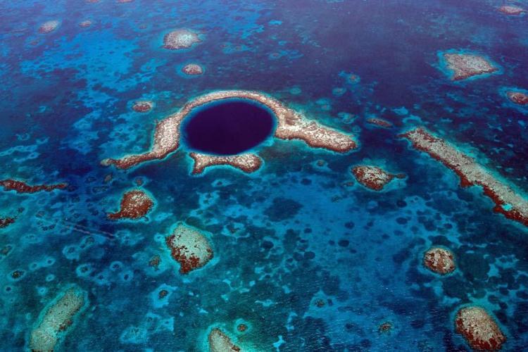 Büyük Mavi Delik: (Belize)