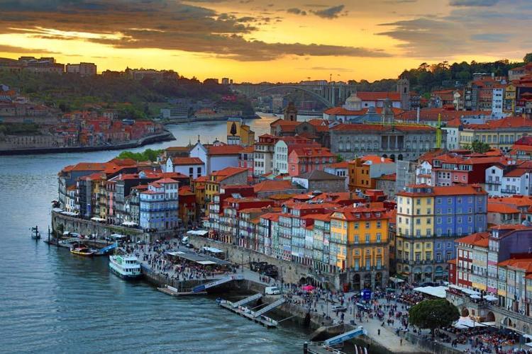 18. Porto
