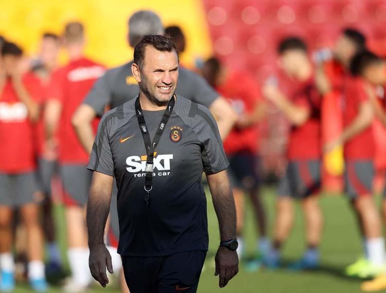 Galatasarayda transfer operasyonu başlıyor Liste belli oldu: 8 ayrılık ve 3 transfer...