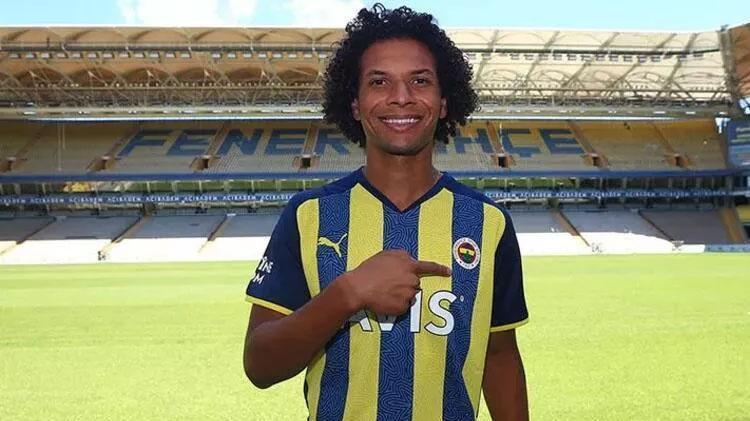 Fenerbahçede 7 futbolcu Samandırayı boşaltıyor En fazla maaşı siz alıyorsunuz, size güle güle