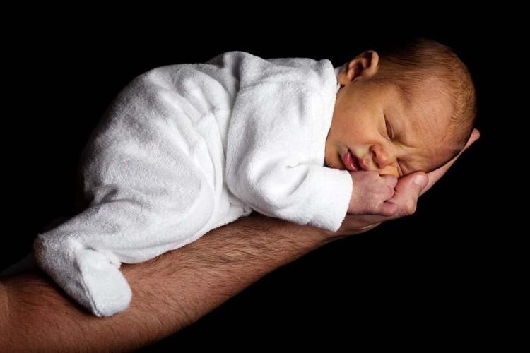 E Harfi ile Başlayan Keşfedilmemiş Kız Bebek İsimleri
