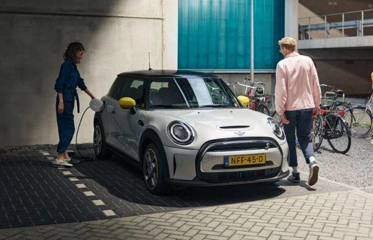 MINI COOPER SE