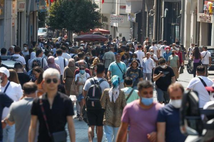 Hafta içi hafta sonu yasakları ile ilgili son dakika gelişmesi Vaka sayısı 40 kat arttı, açıklamalar peş peşe geldi, tam ve kısmi kapanma...