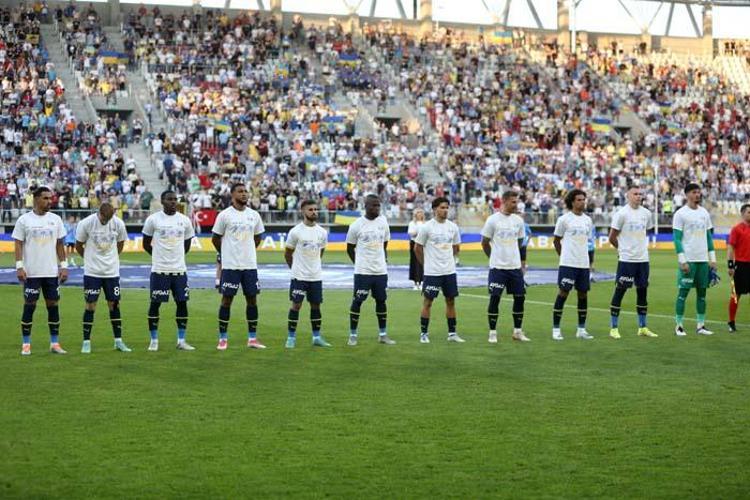 Dinamo Kiev - Fenerbahçe maçında bir ilk yaşandı Avantaj bizde: Dev maçın özeti...